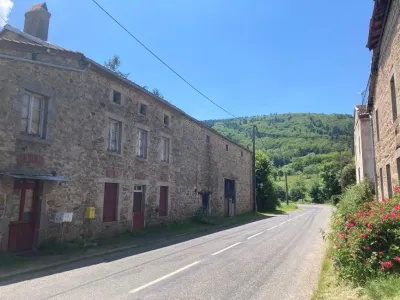 Kuća Za prodaju 03250 LAPRUGNE FR